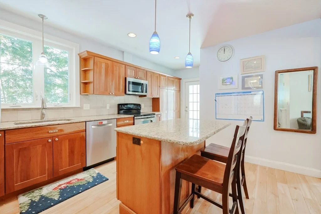 Photo of 50 Riverside Pl