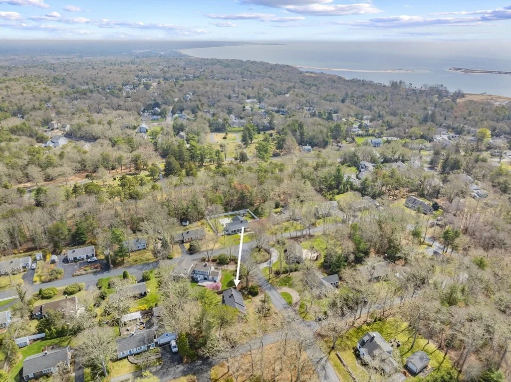 Photo of 42 Oak Ln
