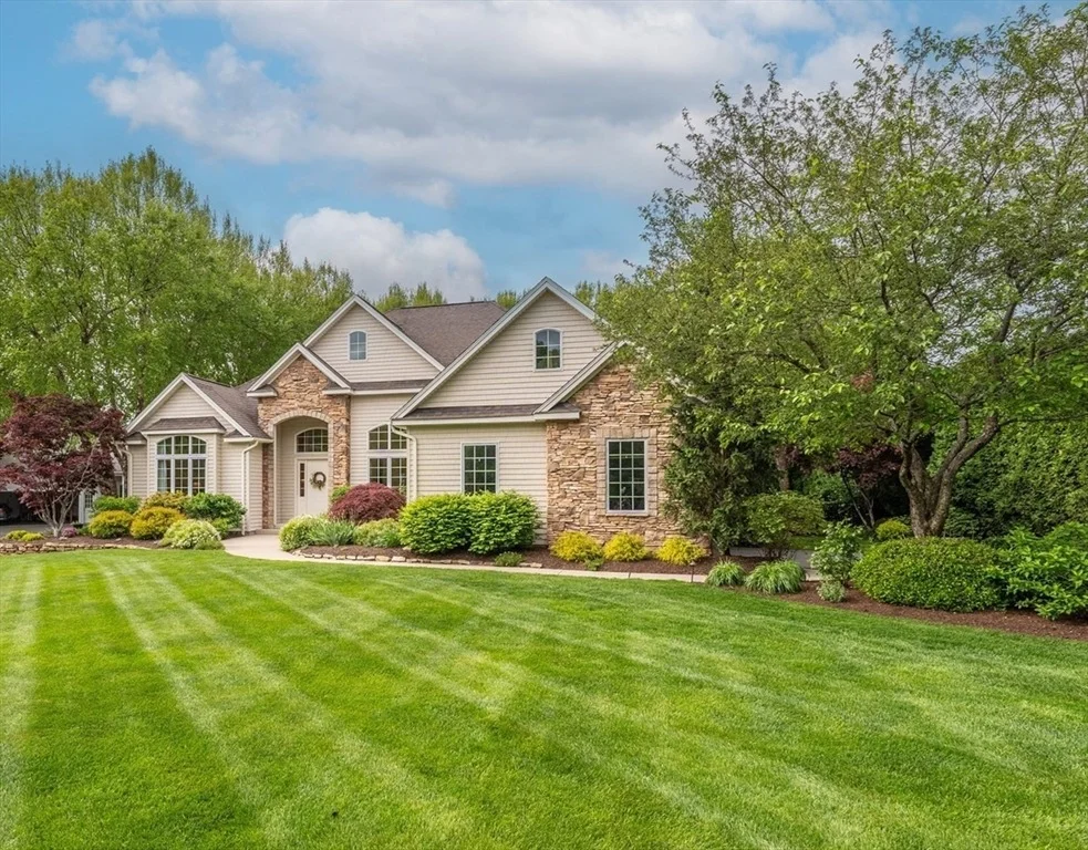 Photo of 7 Brimfield Way