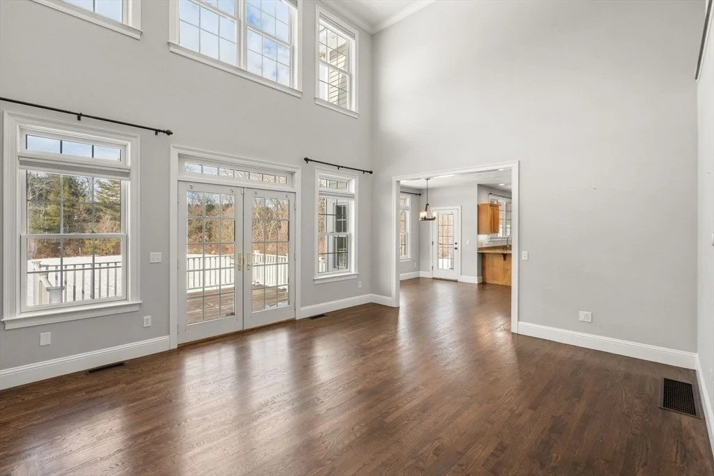 Photo of 17 Larkin Rd