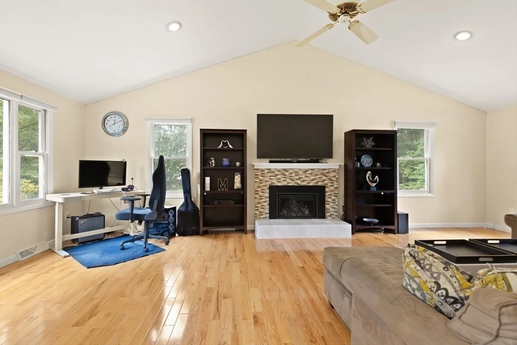 Photo of 10 Cheshire Rd