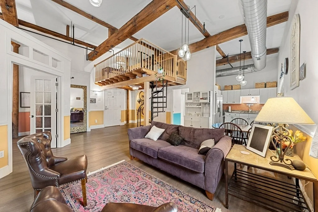 Photo of Unit 202 at 39 Millyard