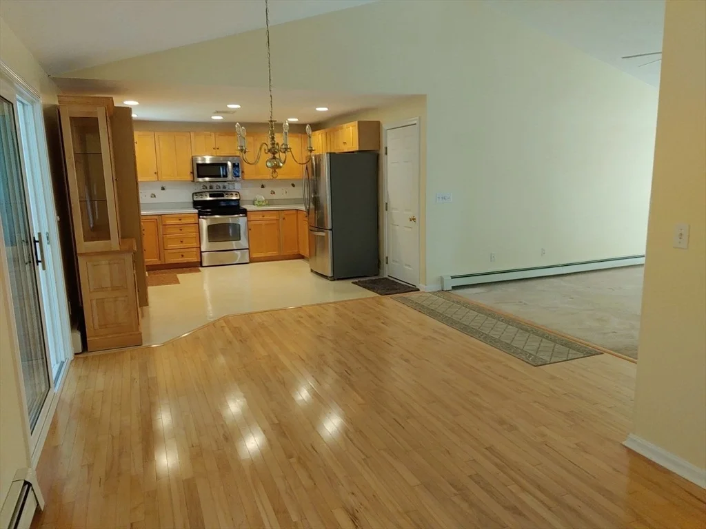 Photo of 4 Deerfield Cir