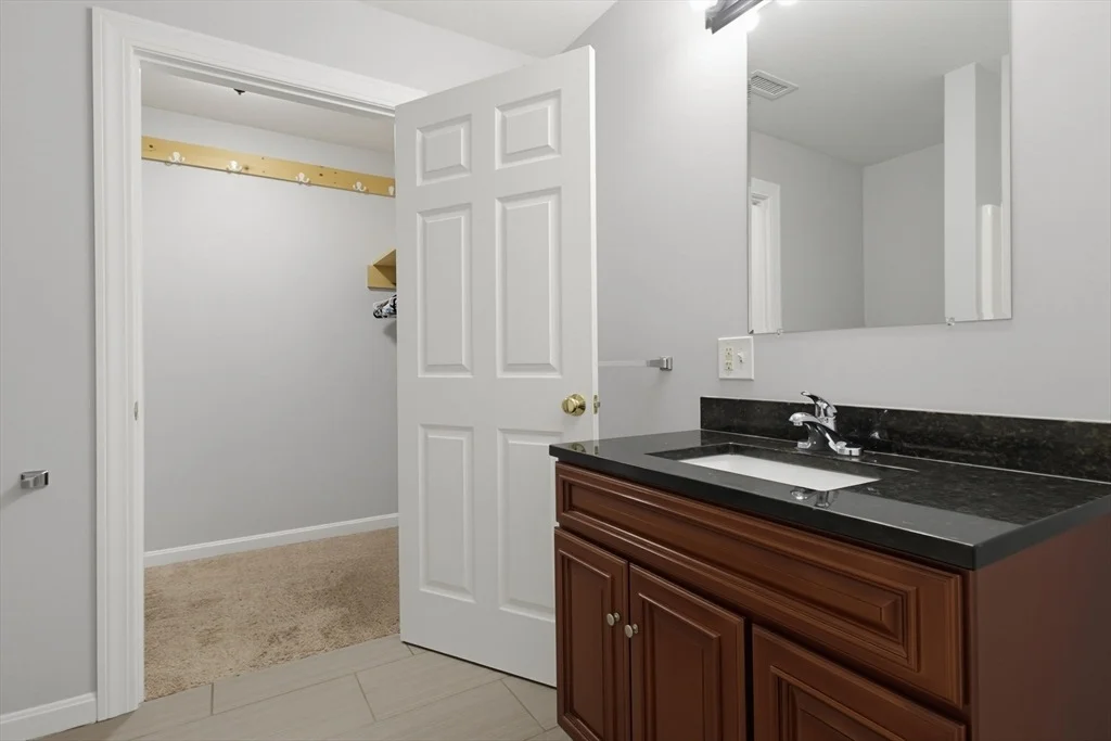 Photo of 70 Swan Ave