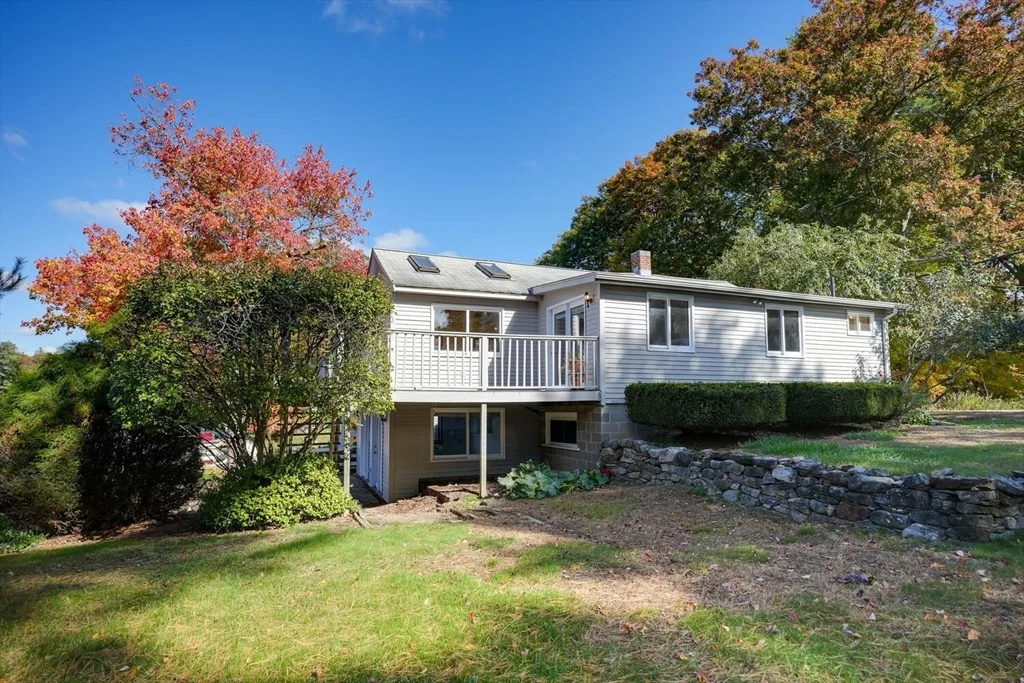 Photo of 26 Lakeside Ave