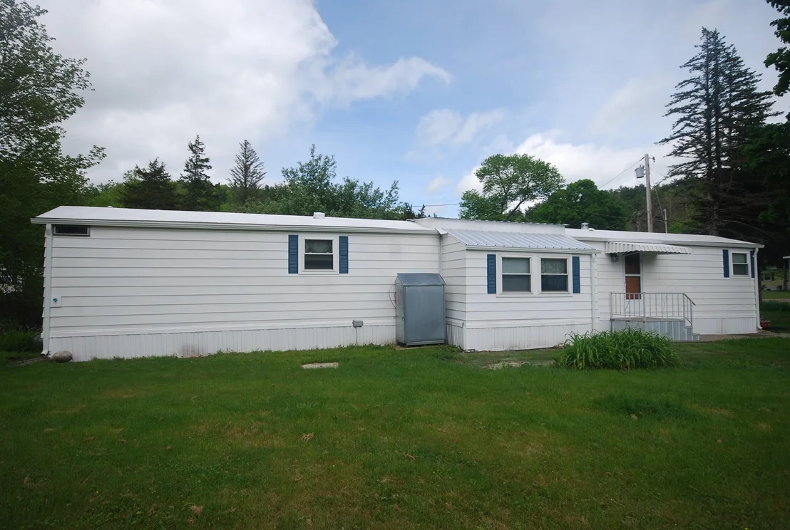 Photo of 18 Riverview Circle