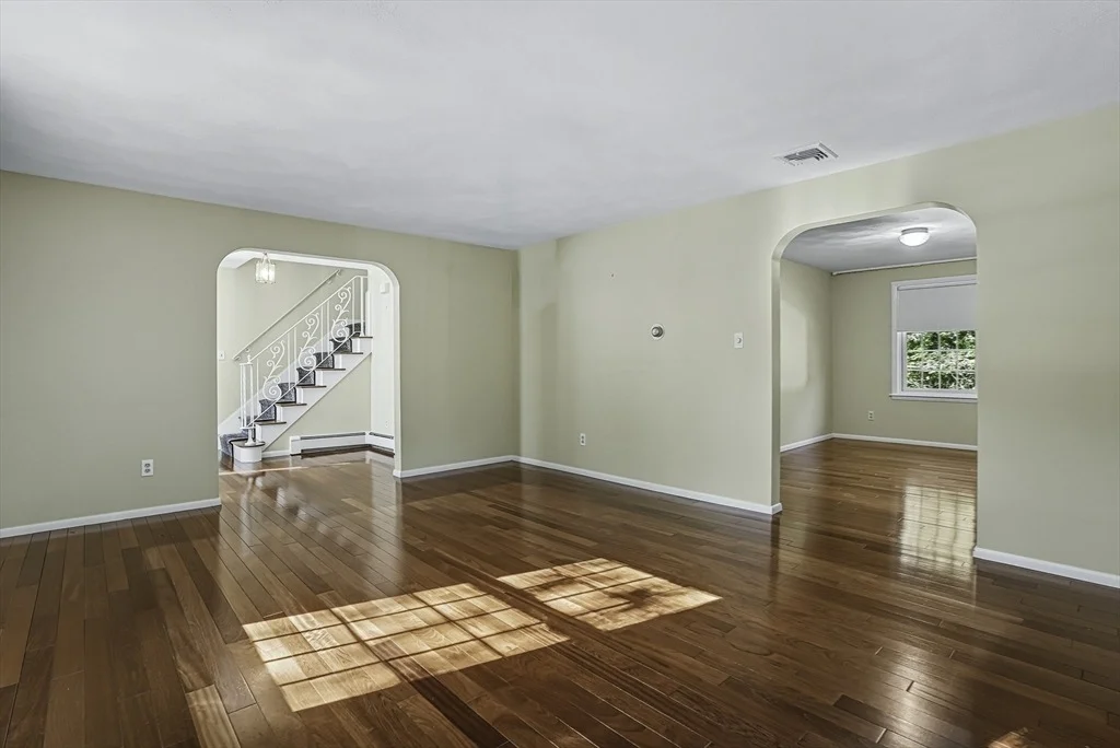 Photo of 27 Travis Drive