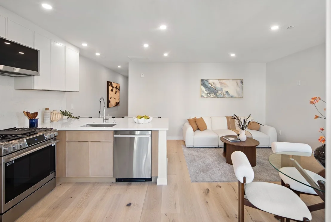 Photo of Unit 3 at 46 Everett Street
