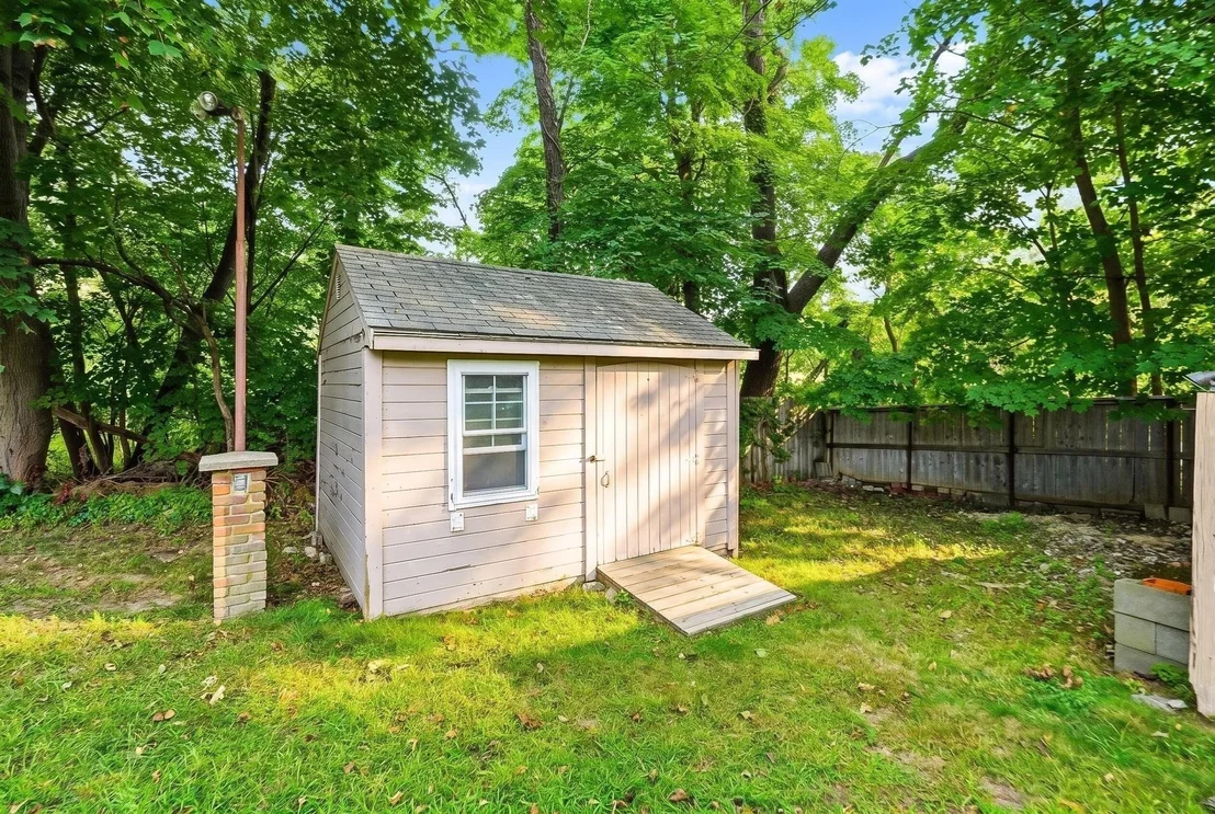 Photo of 4 Orchard Dr