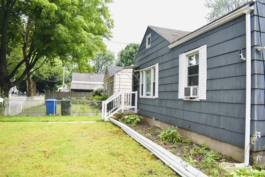 Photo of 54 Georgetown St