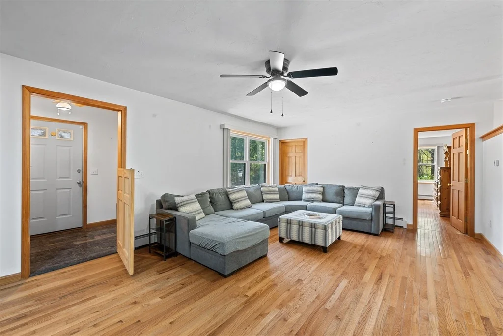 Photo of 1 Woodmere Rd