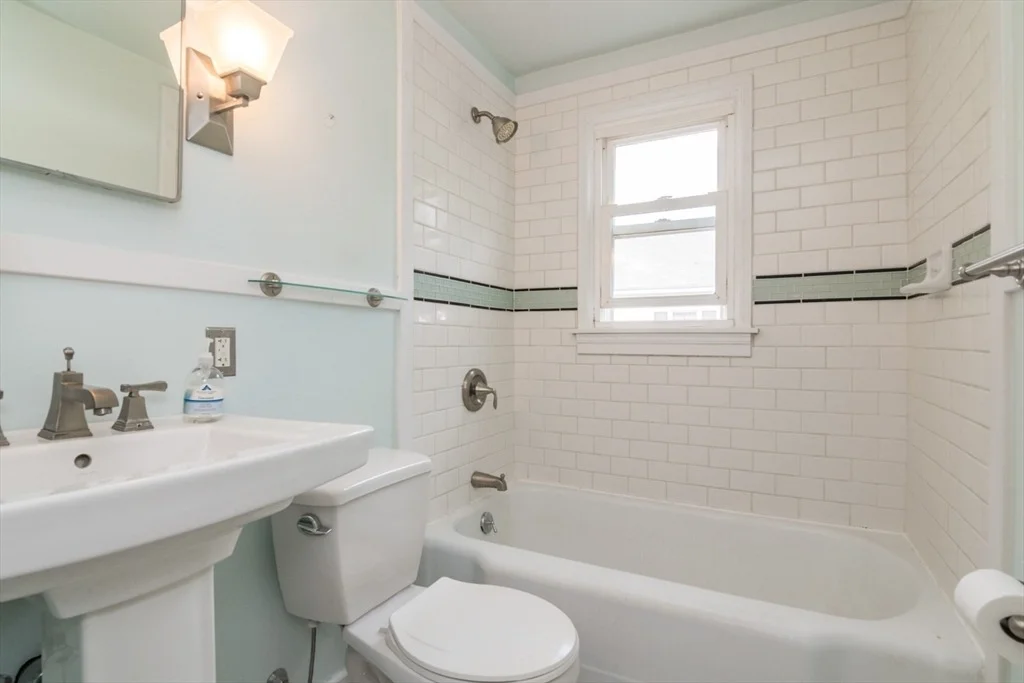 Photo of 202 Jackson St