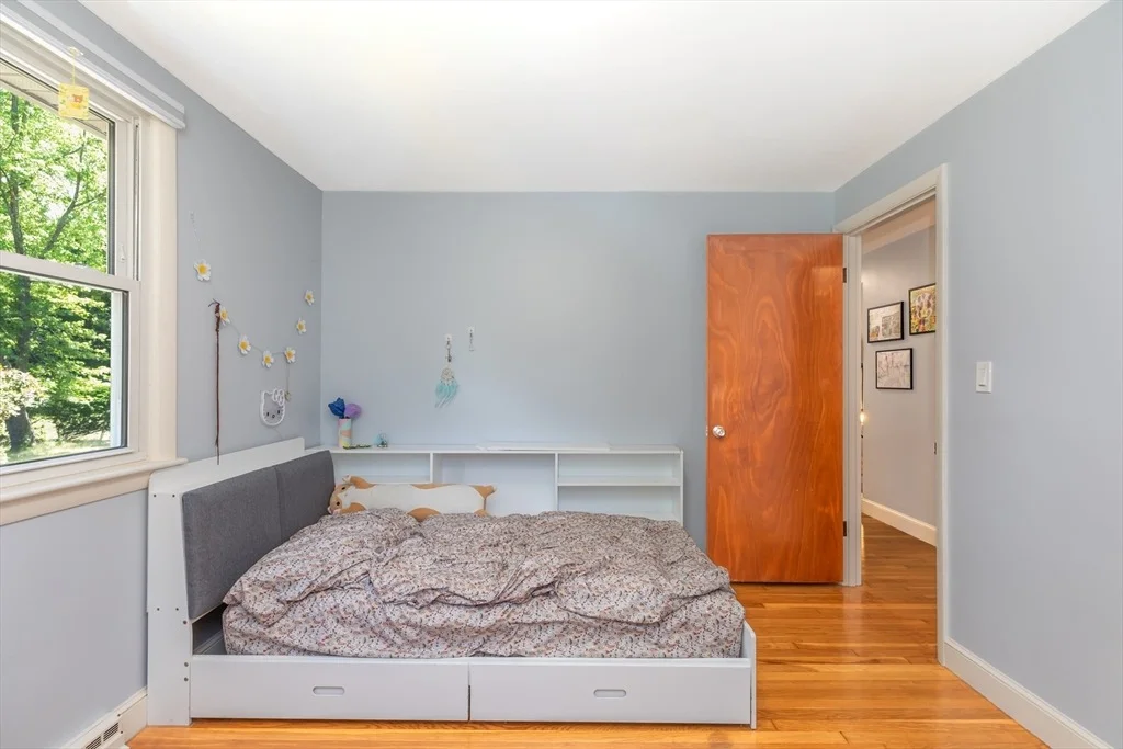 Photo of 65 Margaret Dr