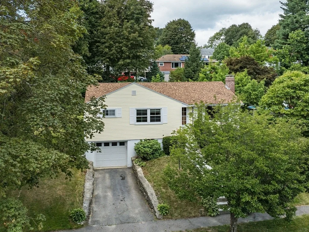 Photo of 116 Longmeadow Ave