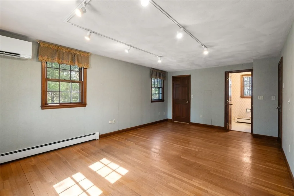 Photo of 40 Locust Drive