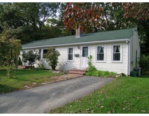 Photo of 21 Edgewater Park Road