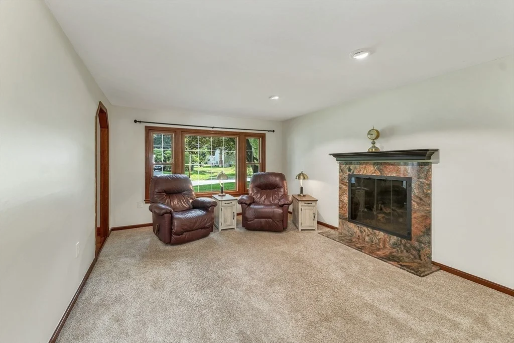 Photo of 160 Pelczar Rd