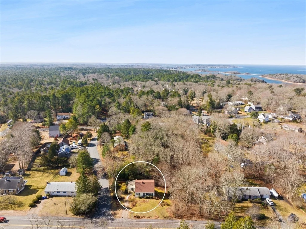 Photo of 14 Clay Pond Rd