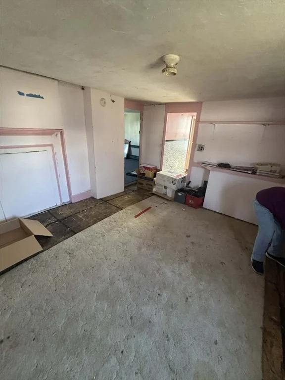 Photo of 239 Maple St
