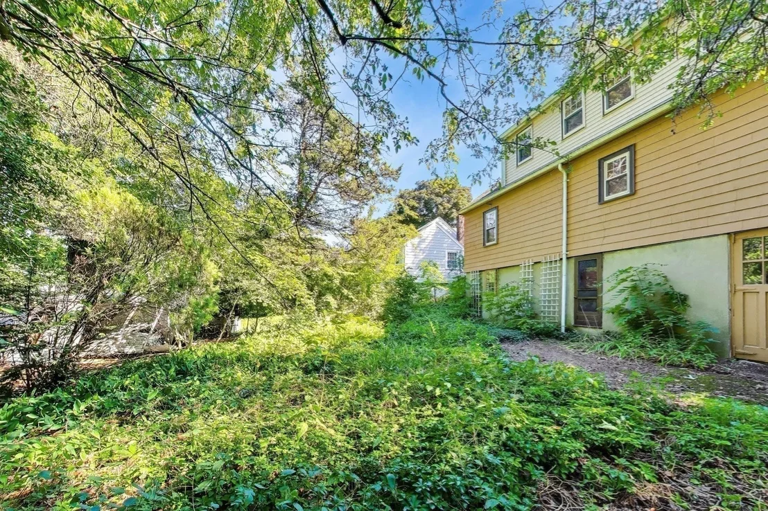 Photo of 72 Sexton Ave