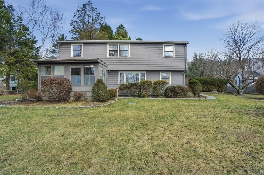 Photo of 6 Pine Knoll Road