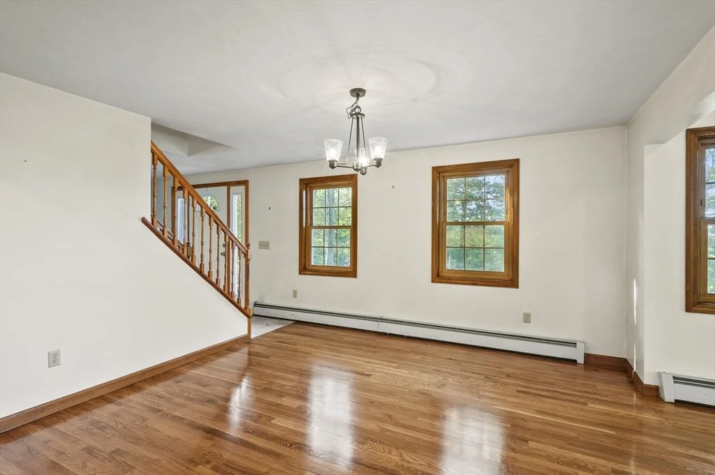 Photo of 14 Longview Avenue