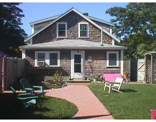 Photo of 33 Queen Anne Rd.