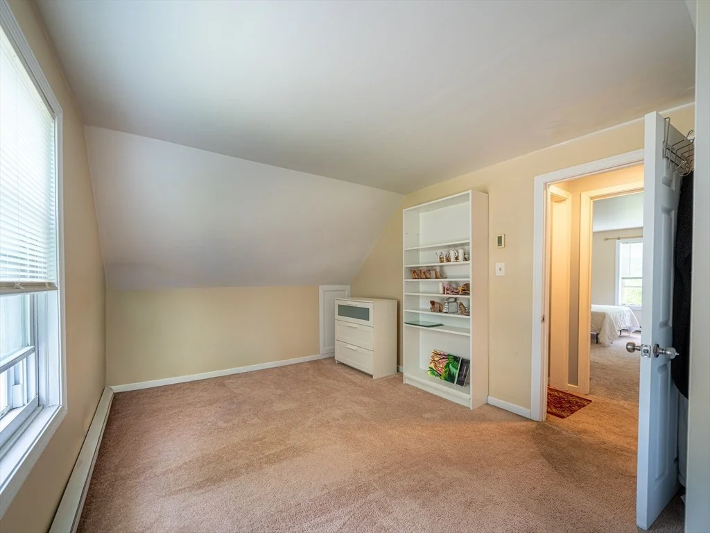 Photo of 2 Amesbury St