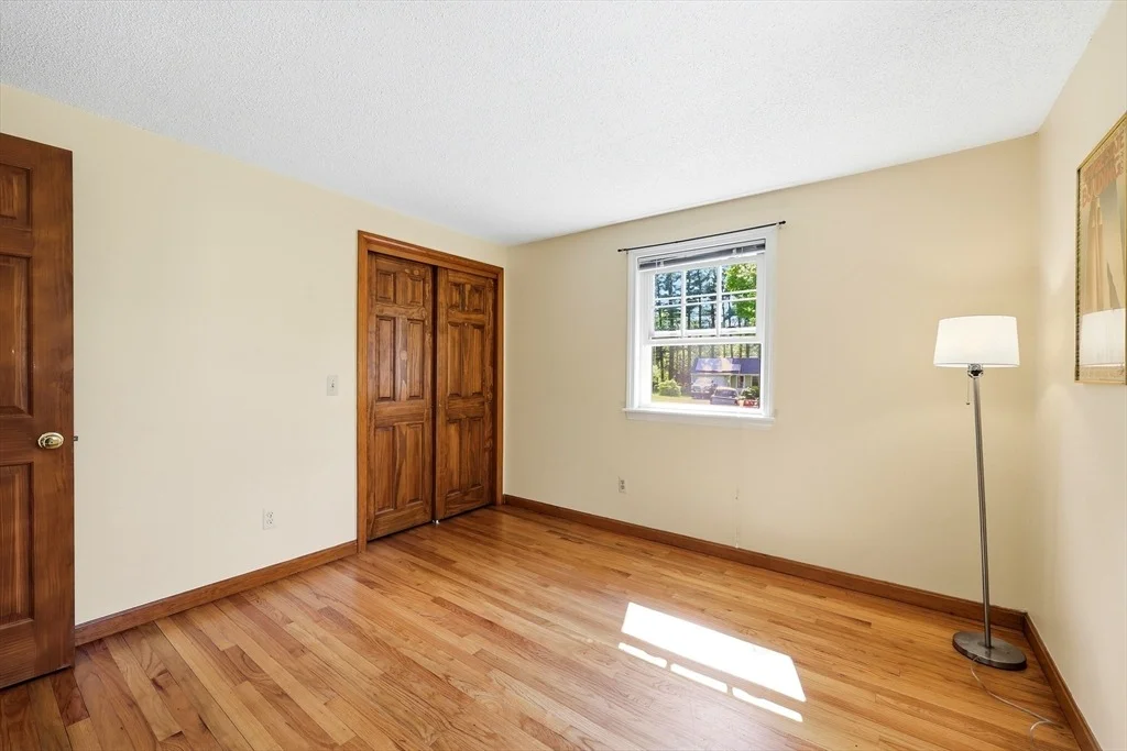 Photo of 9 Meadowbrook Drive
