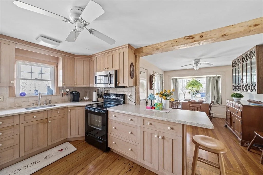 Photo of 75 Regis Rd