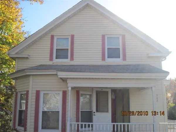 Photo of 348 Common St