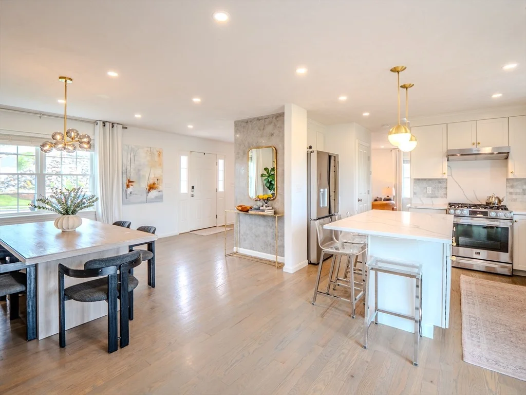 Photo of 20 Gedney Dr