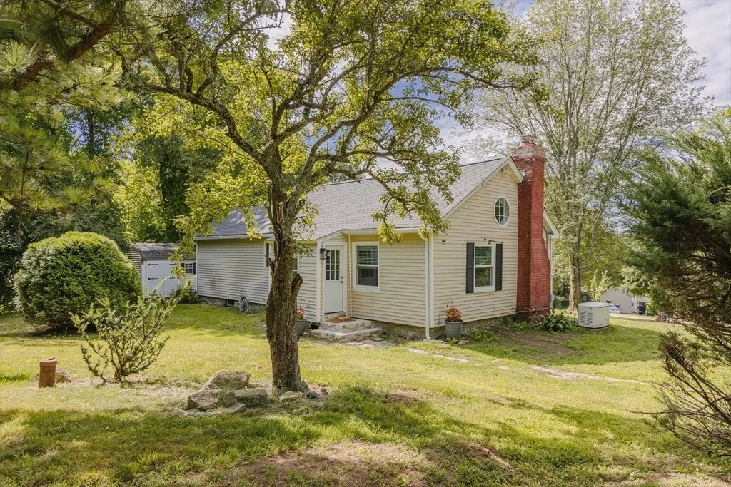 Photo of 145 Colburn Road