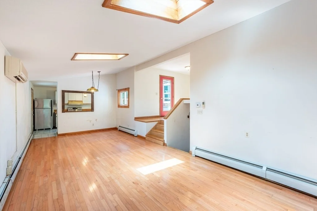 Photo of 110 Grantwood Dr