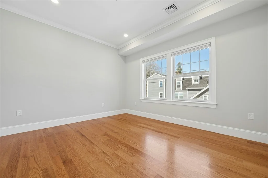 Photo of Unit B at 140 Main St