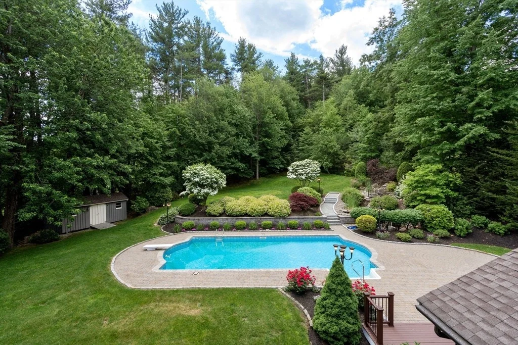Photo of 253 Cranbrook Dr