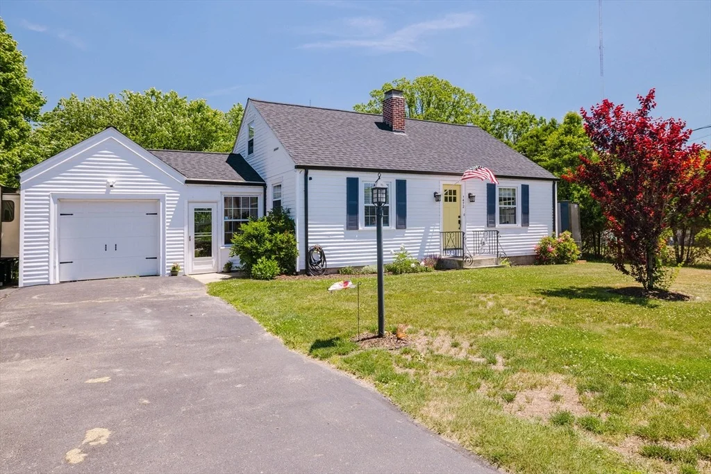 Photo of 1472 Wampanoag Trl