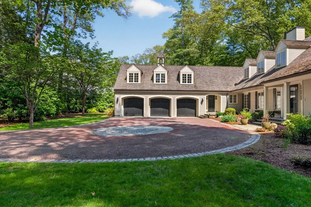 Photo of 12 Winding River Cir