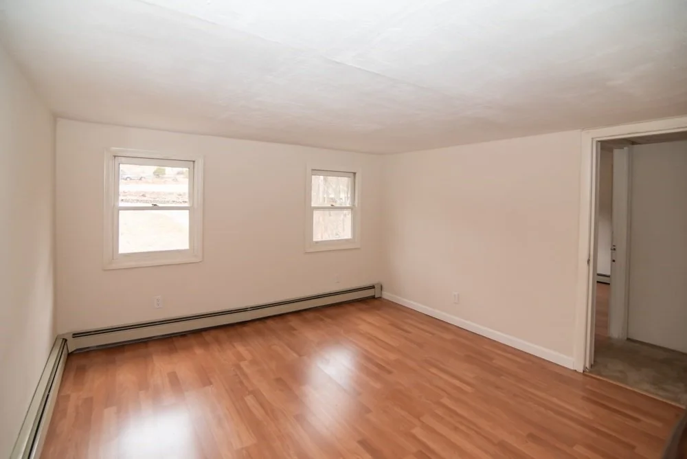 Photo of 449 Amesbury Rd