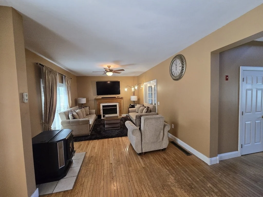 Photo of 4 Panarelli Way
