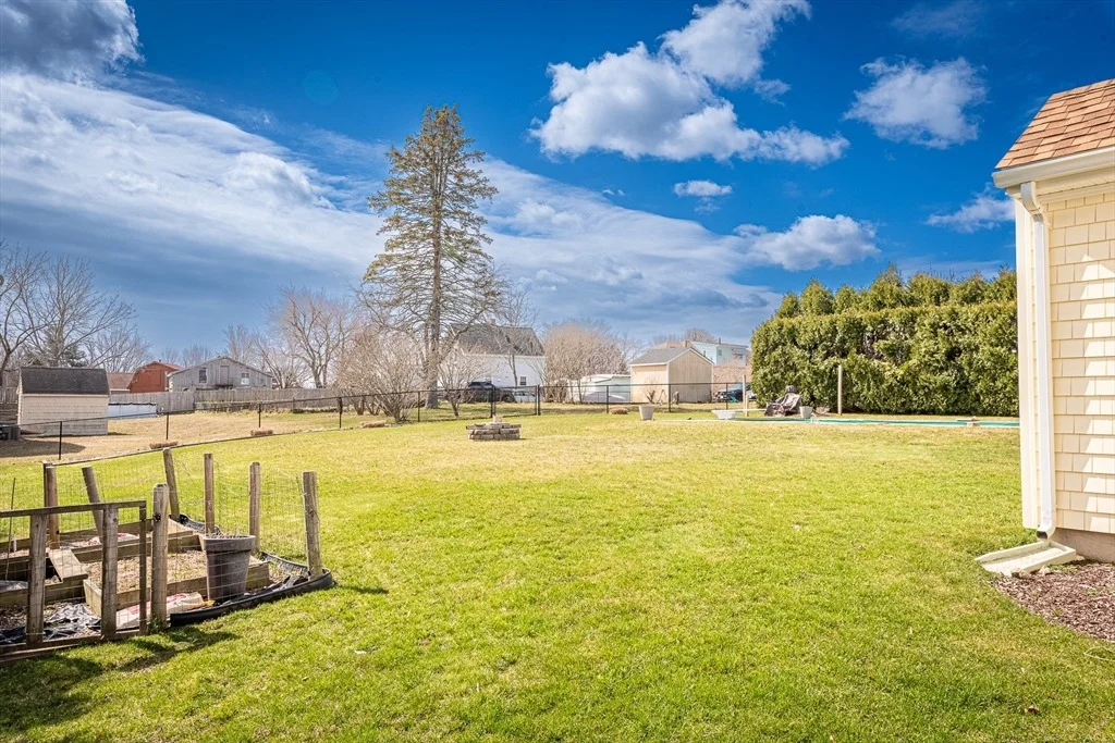 Photo of 3 Deerfield Ln