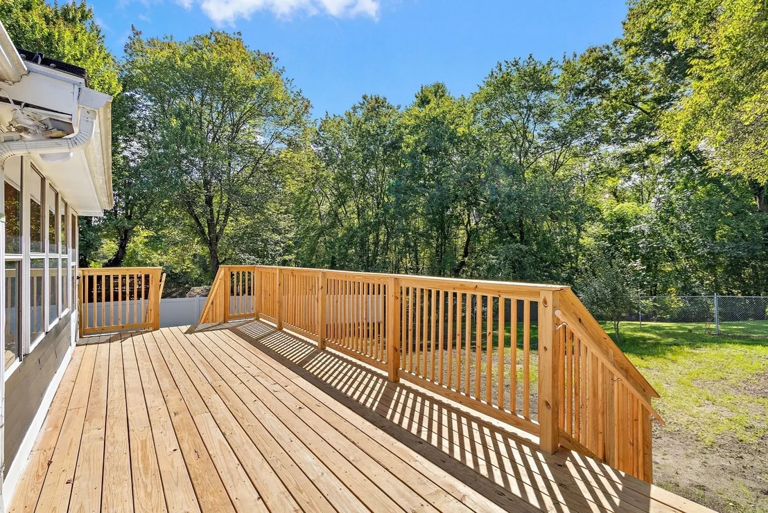 Photo of 21 Puddingstone Ln