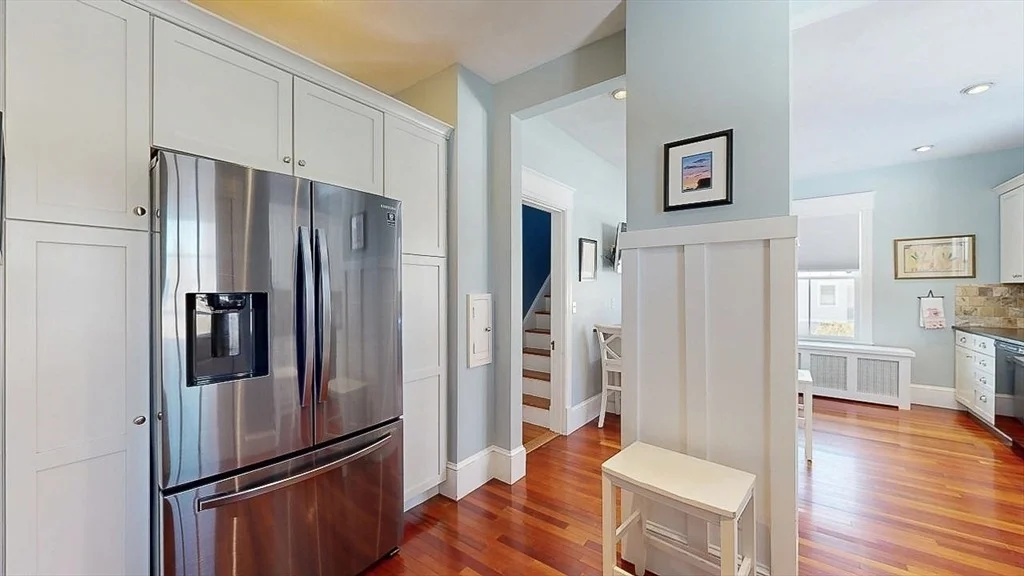 Photo of 907 Pleasant St