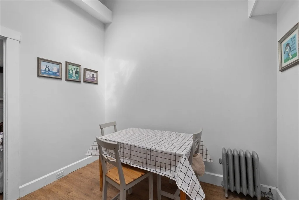Photo of 129 Audubon Ave