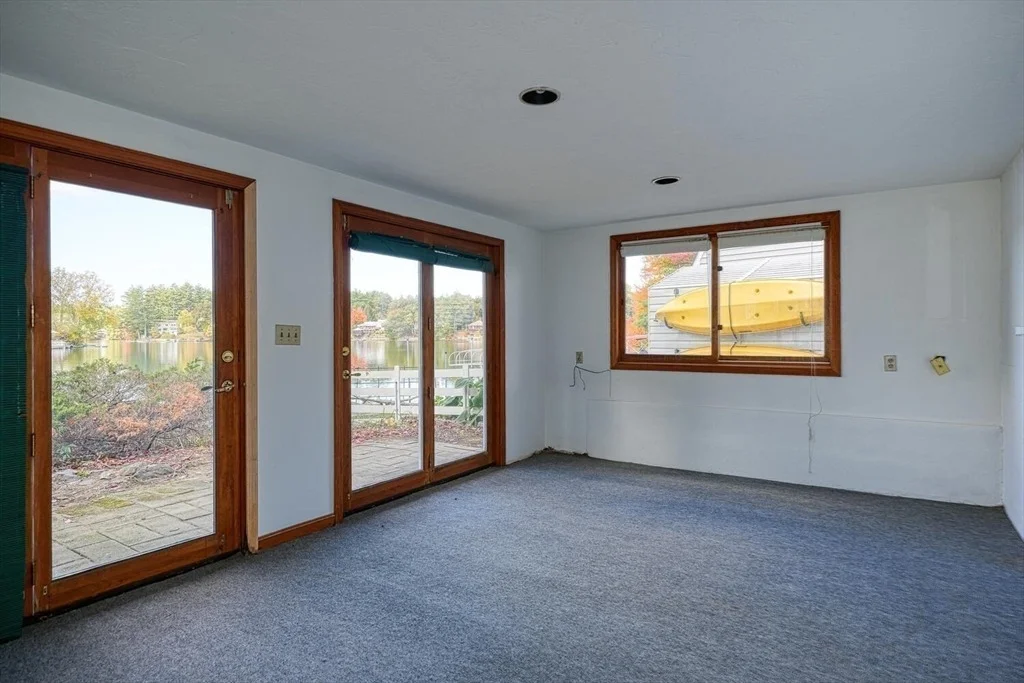 Photo of 26 Lakeside Ave