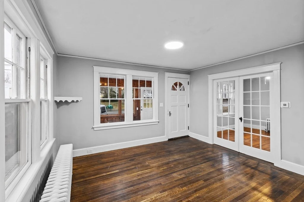 Photo of 46 Sherman Ln