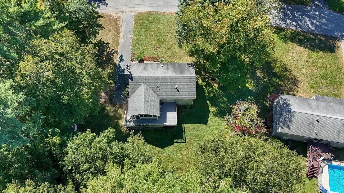 Photo of 7 Hickory Dr