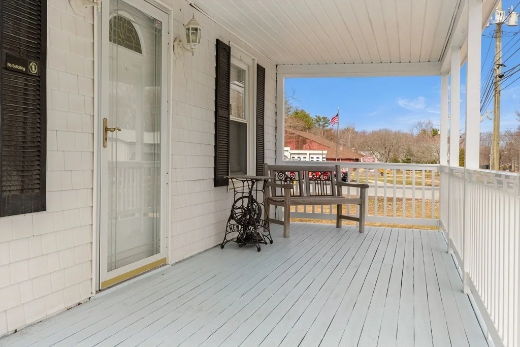 Photo of 35 Lafayette Rd