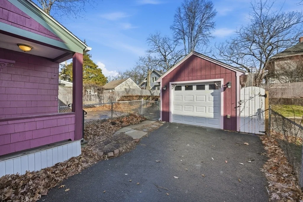 Photo of 785 Dickinson St
