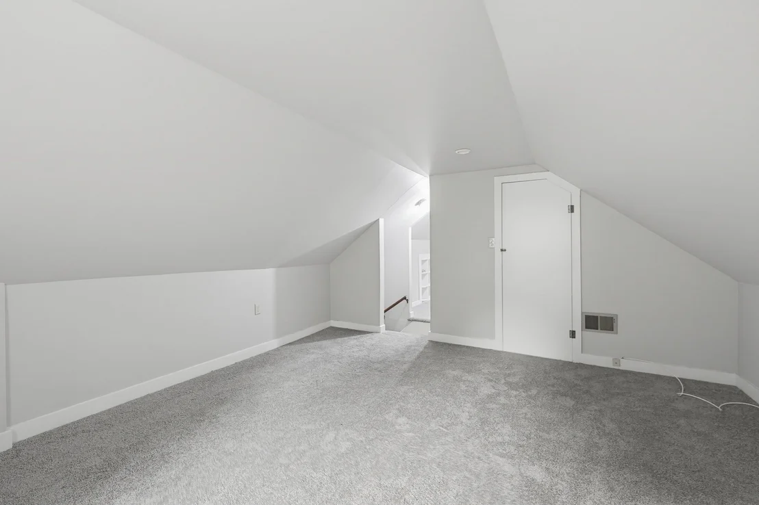 Photo of 24 Oak St